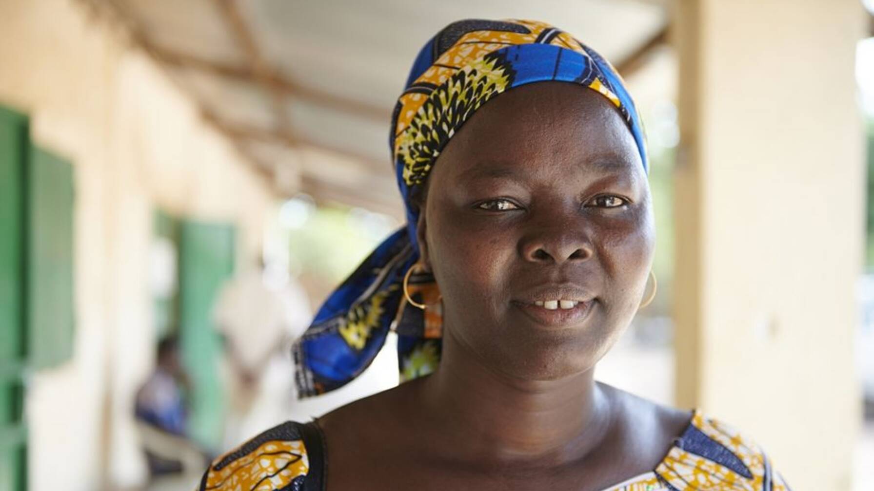 Labeye Koulemadjibeye, secrétaire générale de la plateforme de Koumra, est confiante: «La production de beurre de karité va se développer à l’avenir. Ce projet aide vraiment les femmes, il est très important pour elles.»